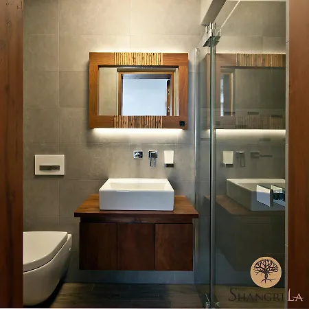 Shangri La (adults Only) Couette-café Ljubljana