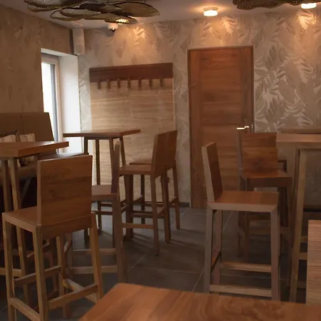 Bed and breakfast Shangri La (adults Only) 4*